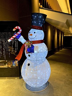 竜泉寺の湯に雪だるま登場！